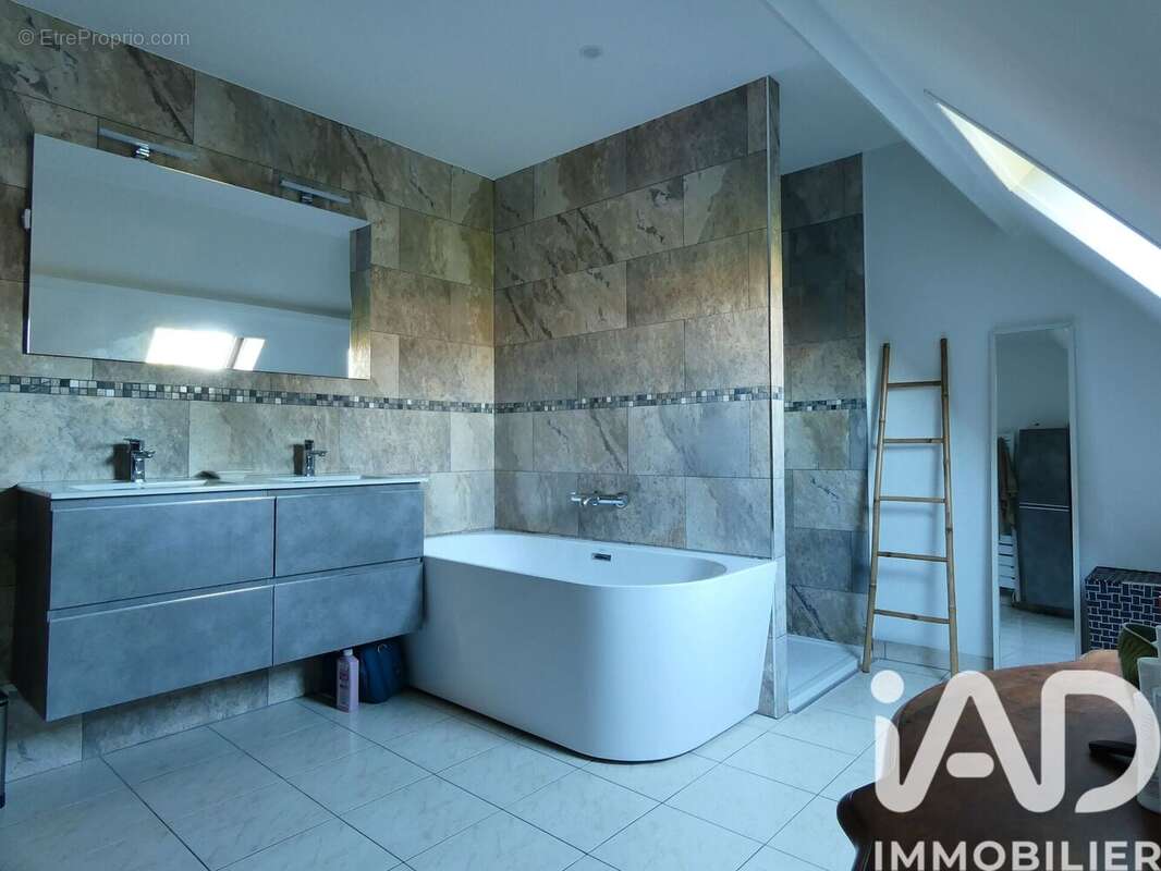 Photo 8 - Maison à GAZERAN