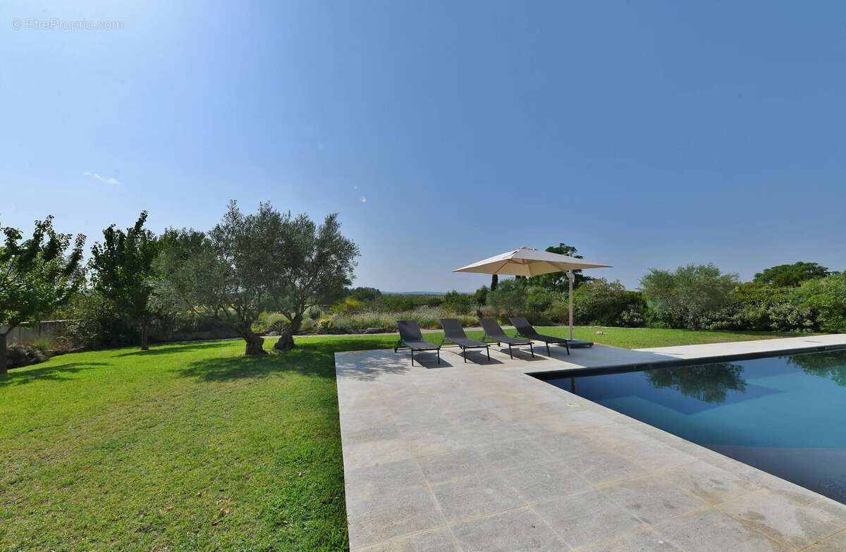 Unique propriété avec piscine et vue panoramique - photo 27