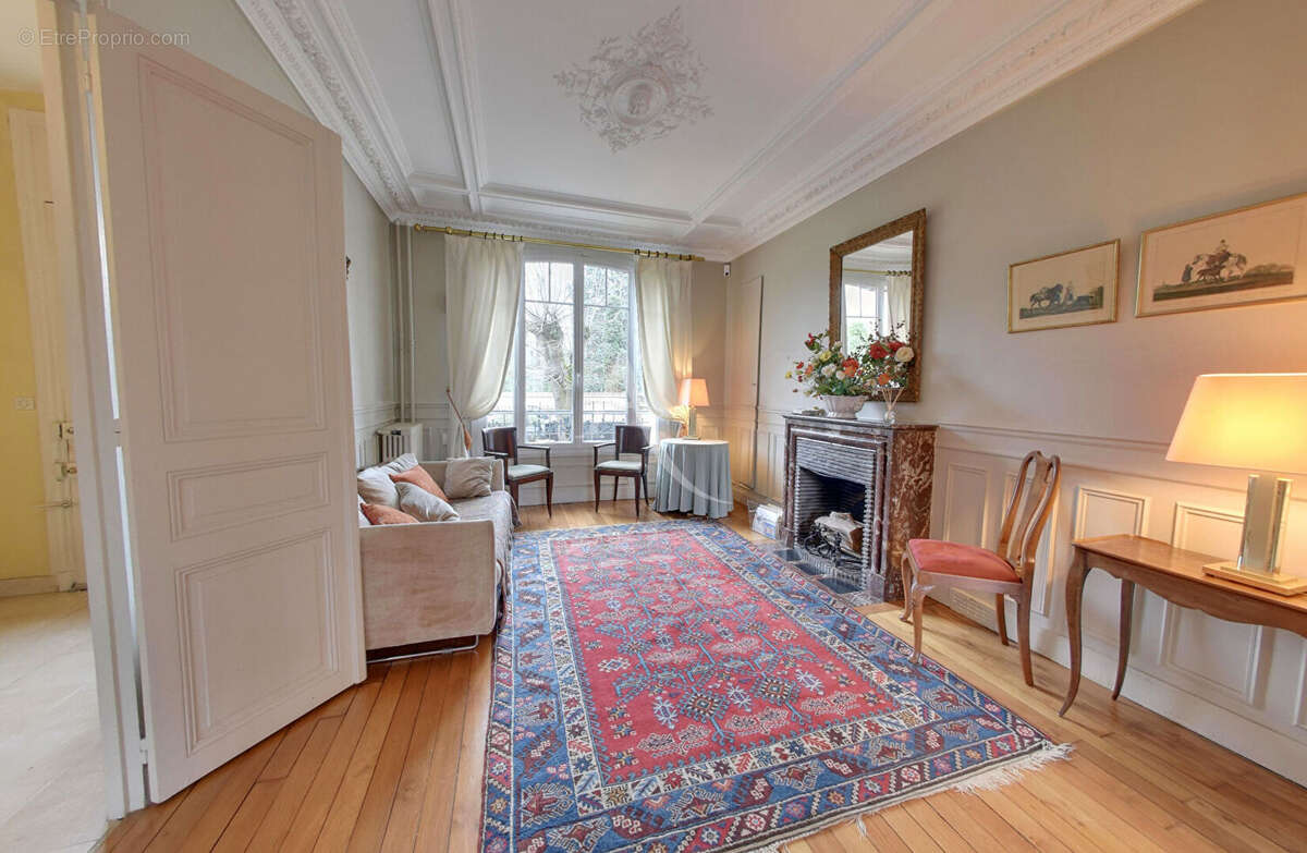 Maison à NOGENT-SUR-MARNE