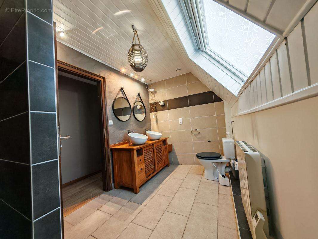 Exclusivité à Weyersheim – Maison familiale 165 m² - 8 pièces - 4 Chambres - Grand garage - photo 10