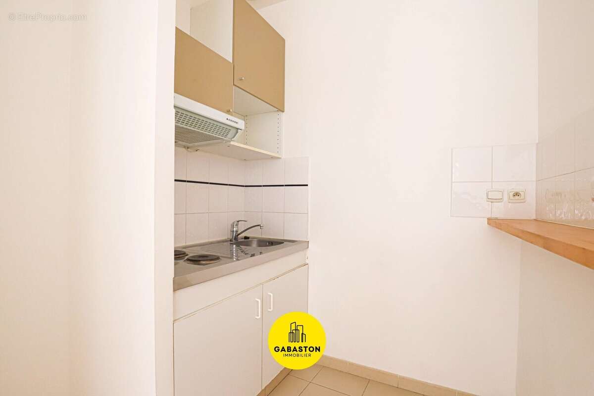 Appartement à MARSEILLE-1E