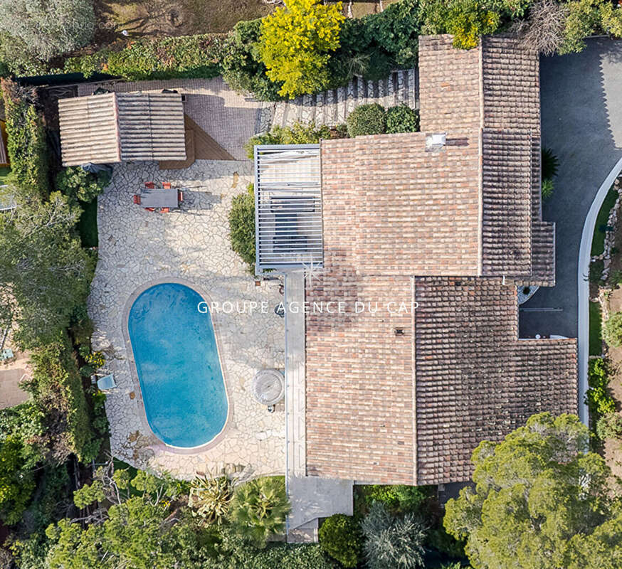 Valescure les golfs villa de plain pied 4 chambres piscine - photo 12
