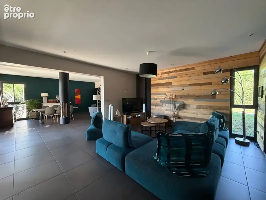 Maison Montmorot / 7 pièces / 5 chambres / 186 m² - photo 4