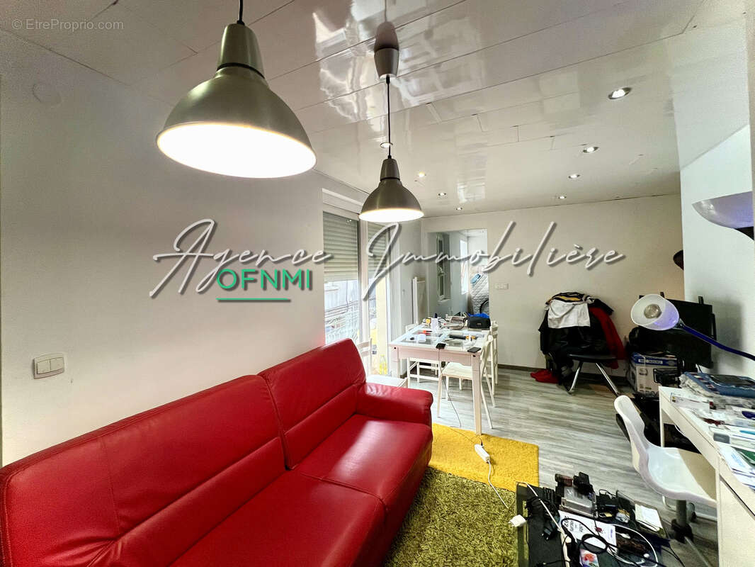 Appartement à SAINT-ETIENNE