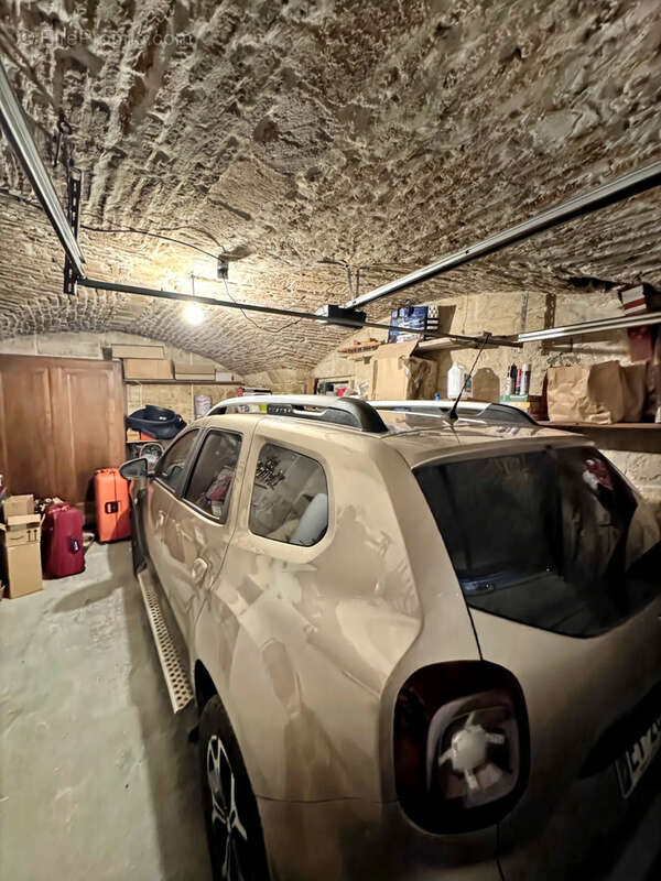 Maison à SAINT-GILLES