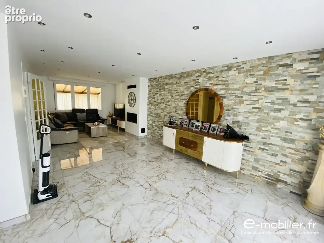 Maison 4 pièces 130 m² à vendre à Amiens (80000) - photo 3