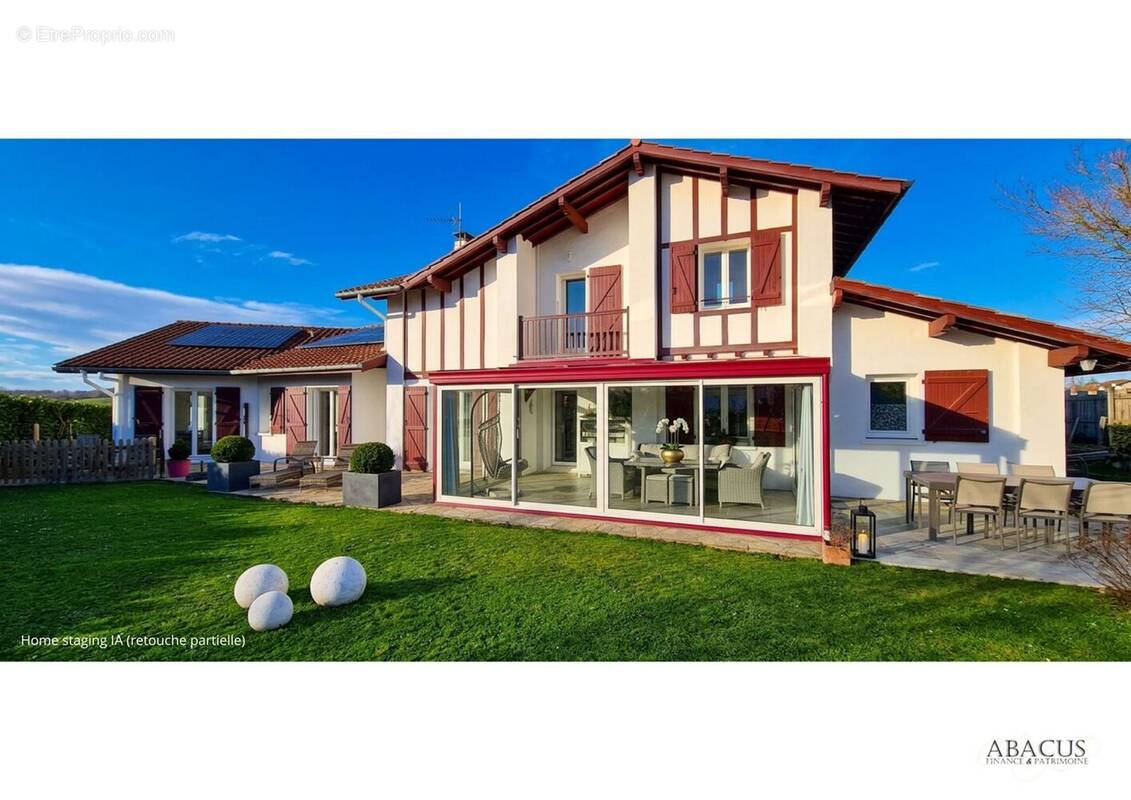 Maison à LARRESSORE