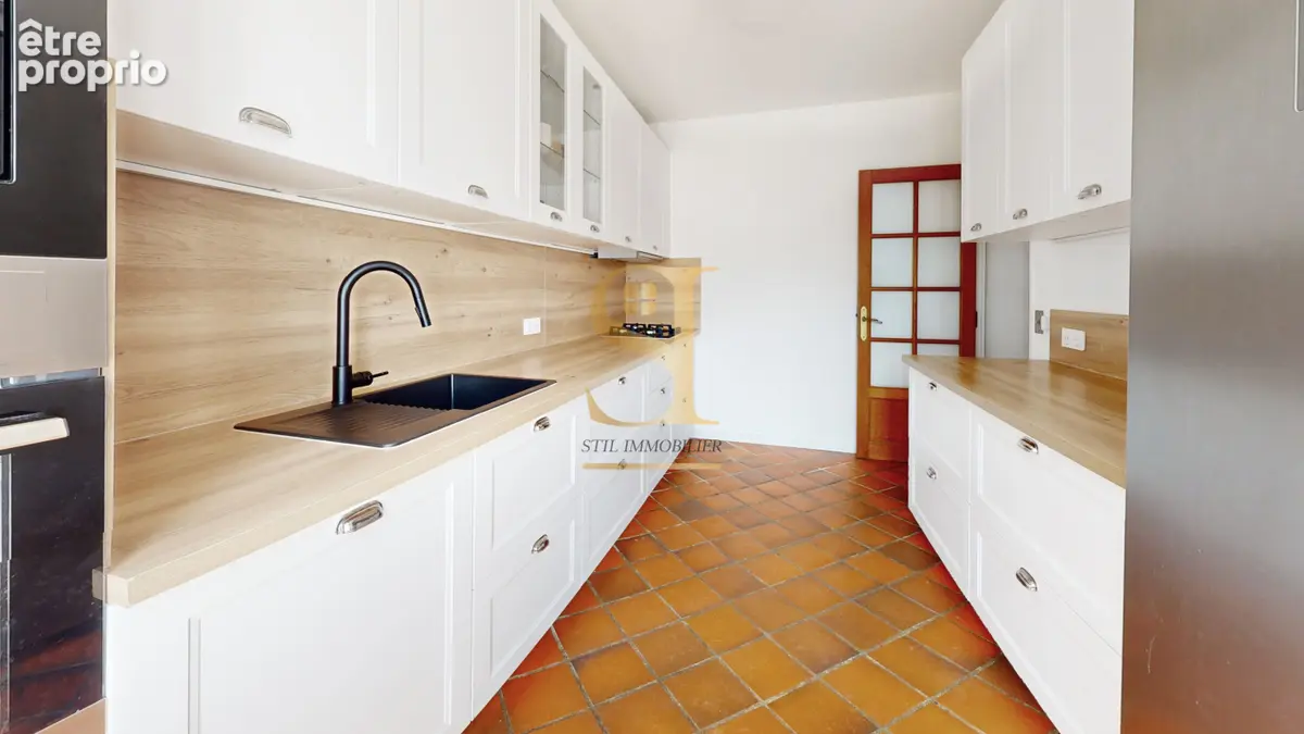 Maison 6 pièces 111 m² à vendre à Varennes-Jarcy (91480) - photo 7