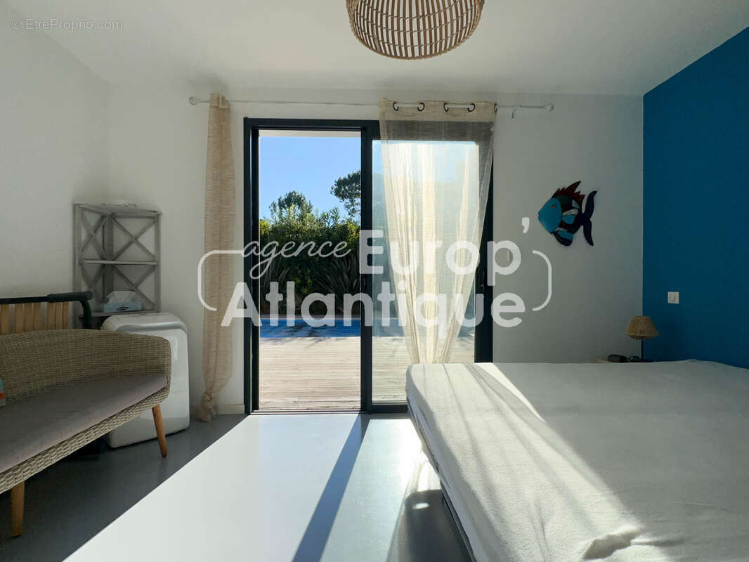 Maison à LES MATHES