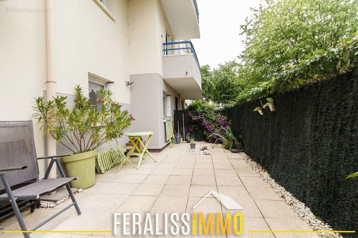 Appartement à JOUY-LE-MOUTIER