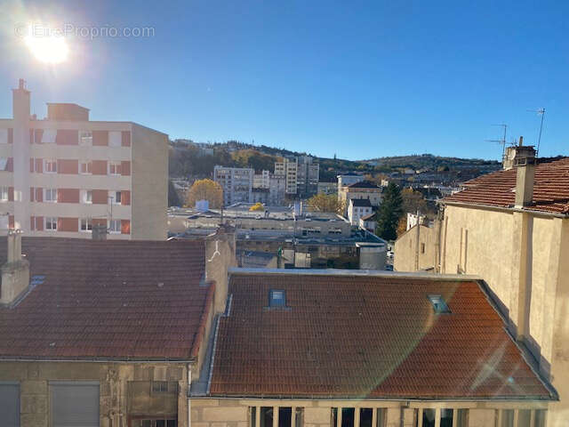 Appartement à SAINT-ETIENNE