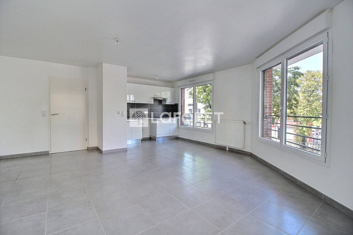 Appartement à NANTERRE