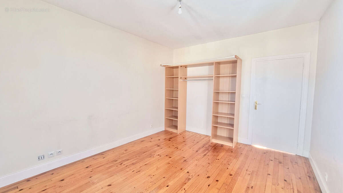 Maison à PONT-DU-CHATEAU