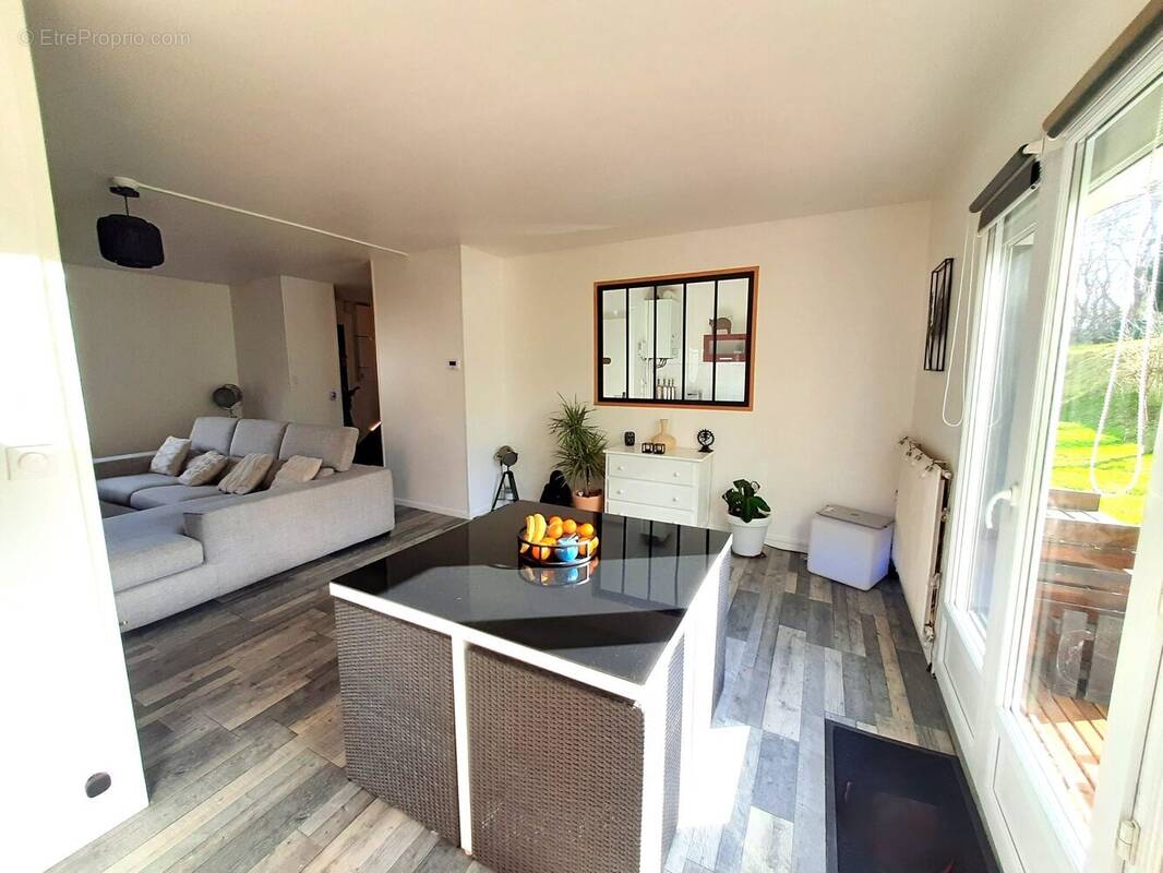 Maison à CANY-BARVILLE