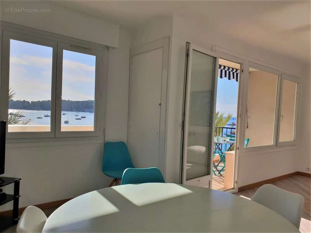 Appartement à VILLEFRANCHE-SUR-MER