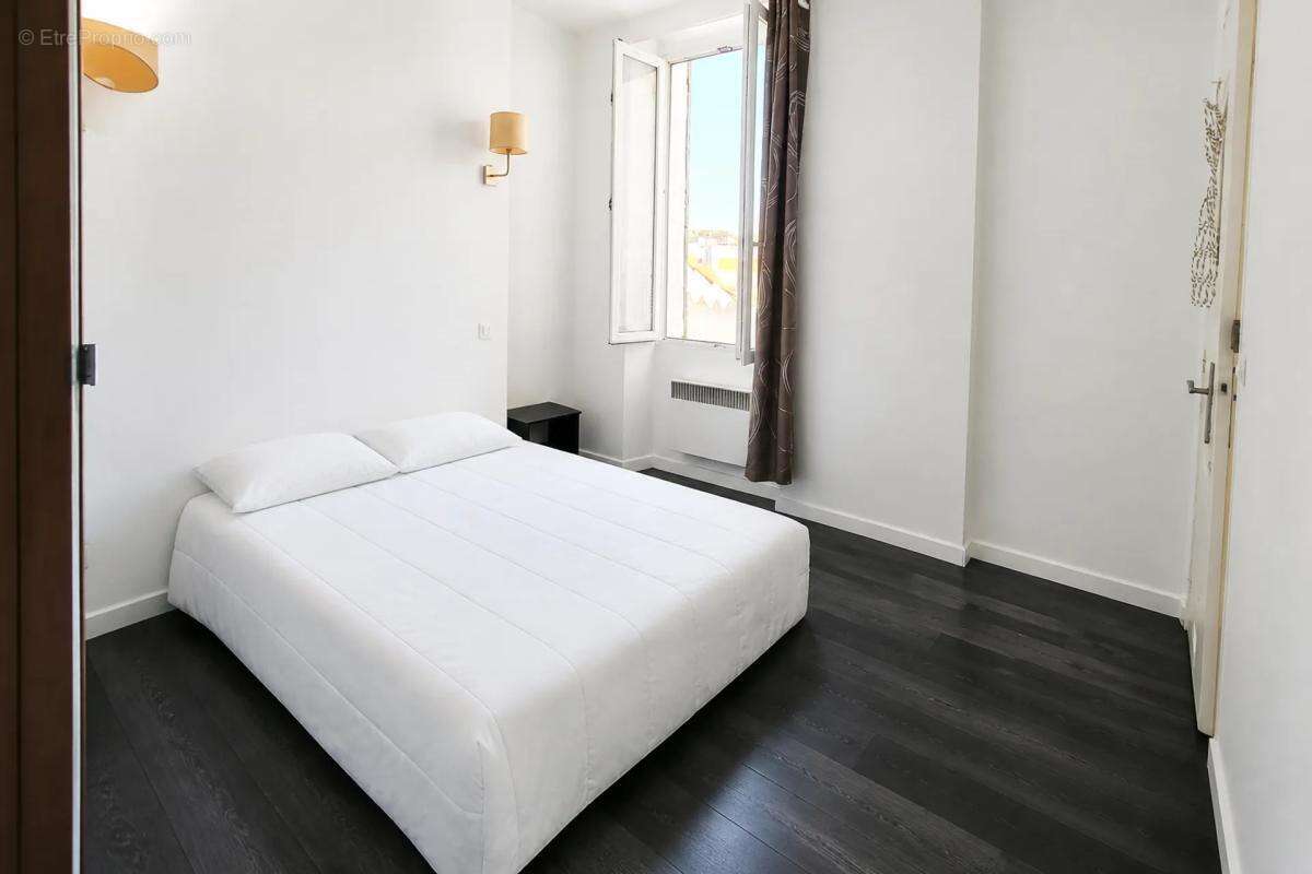Appartement à MARSEILLE-3E