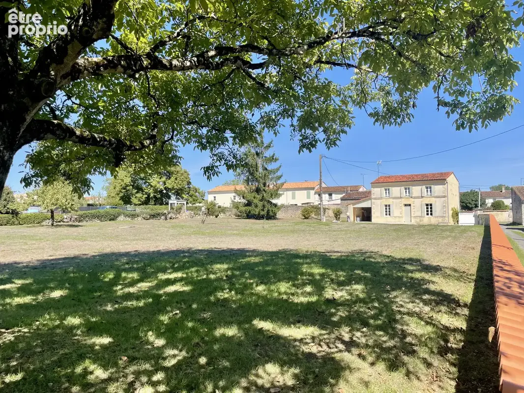 Maison R+1 T4 avec jardin et dépendance - photo 3