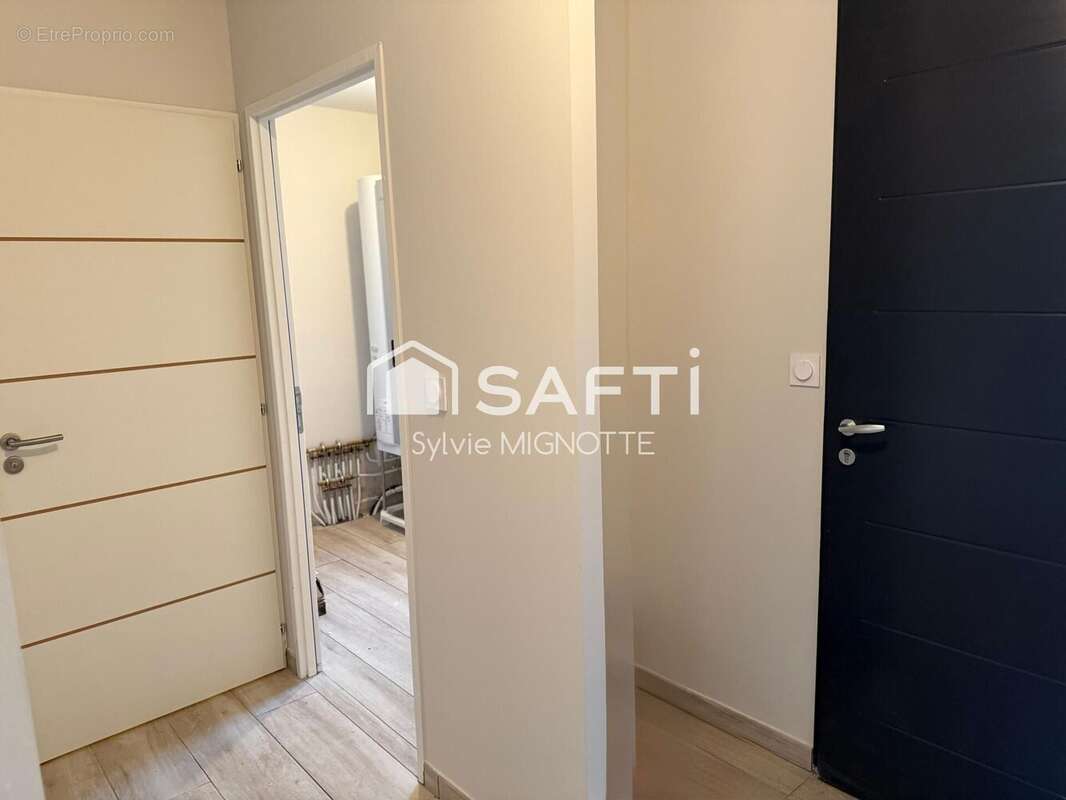 Maison 90 m² à La Laigne  - photo 4