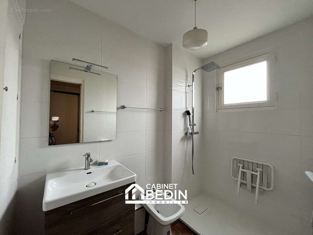 Maison 112 m² à Blanquefort  - photo 6