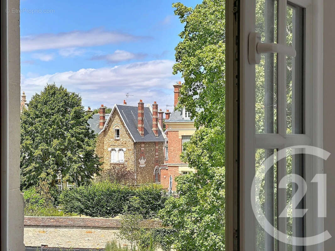 Appartement à FONTAINEBLEAU