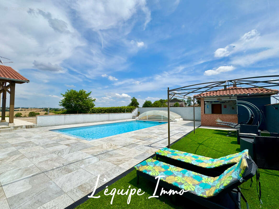 Maison T5 avec sous-sol, piscine et vue panoramique - photo 15
