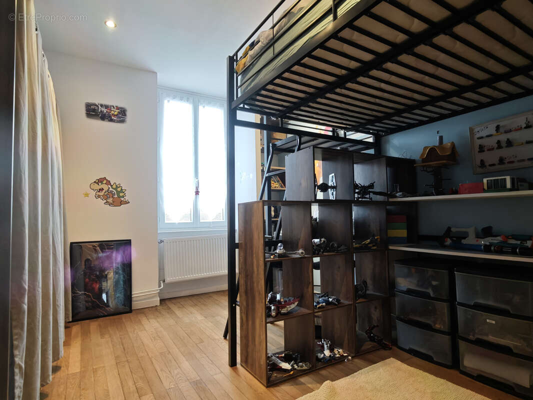 Maison à CERCY-LA-TOUR