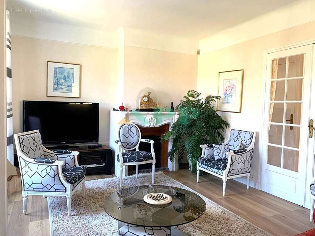 Maison à ATHIS-MONS