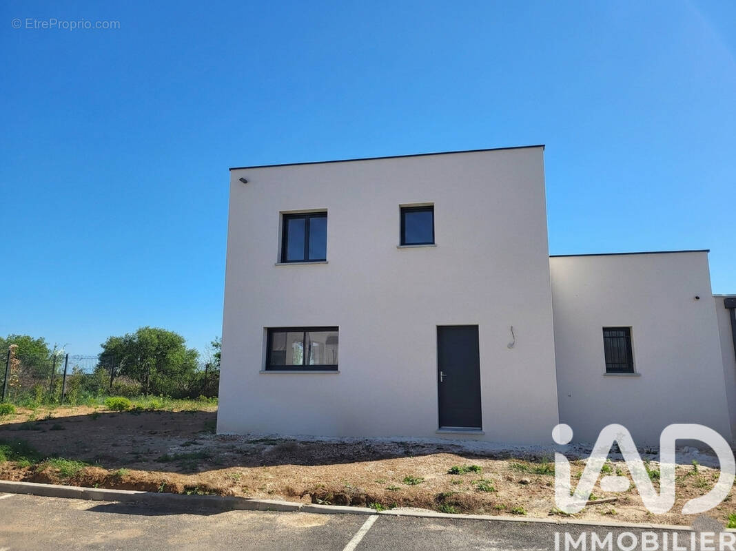 Photo 1 - Maison à POMEROLS