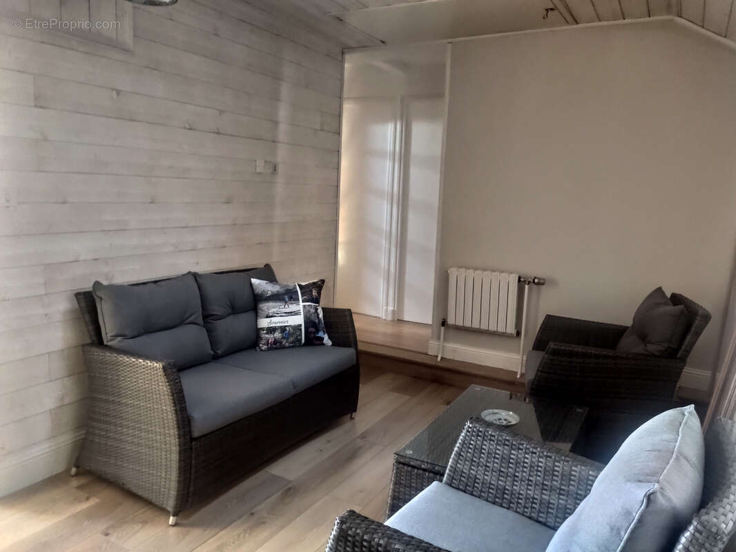 Maison à SAINT-DYE-SUR-LOIRE