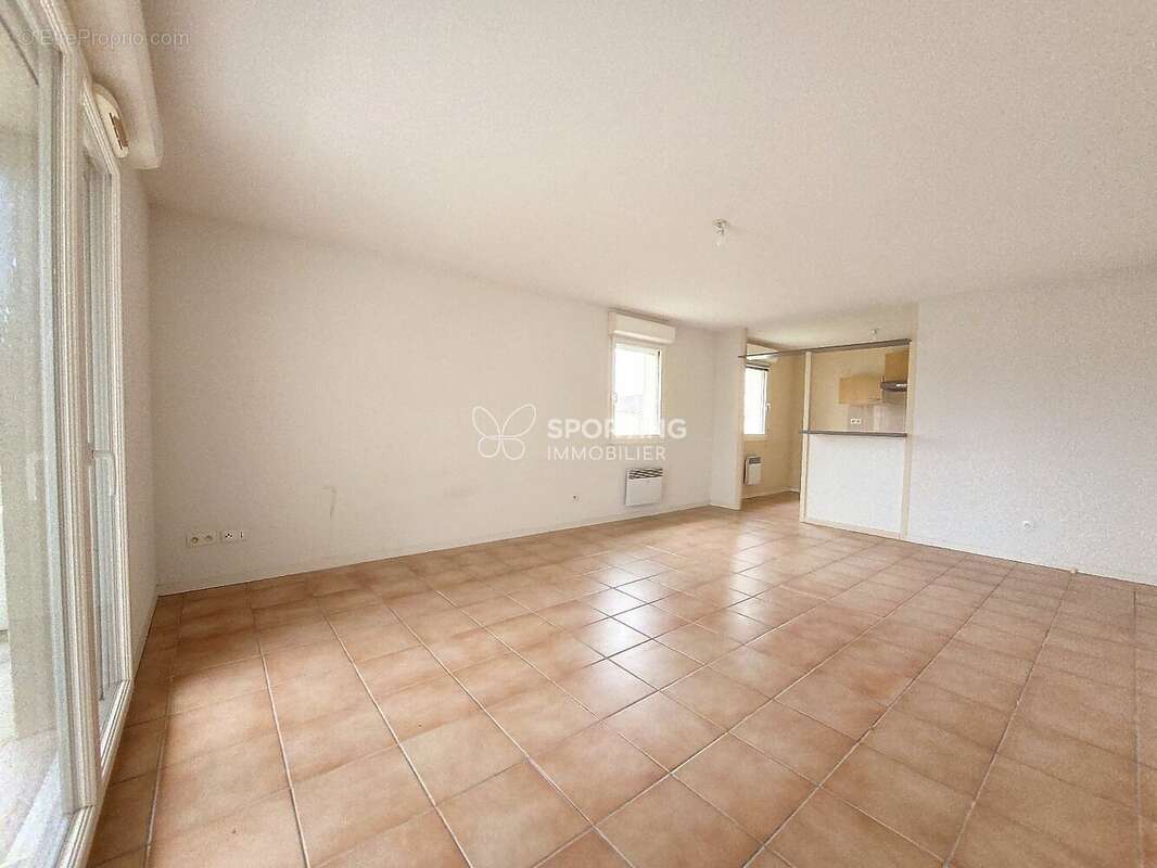 Appartement à COUTRAS