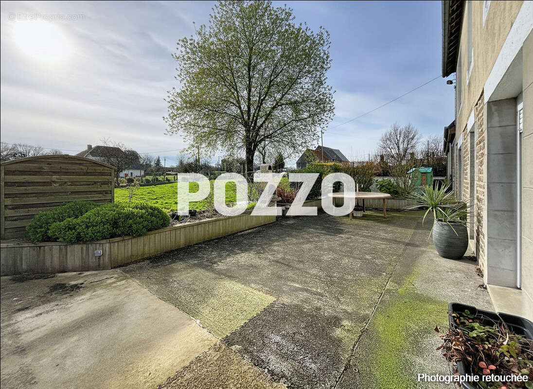 Maison à CHERENCE-LE-HERON