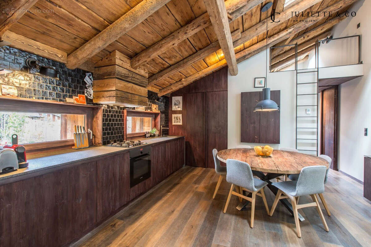 Maison à LES HOUCHES