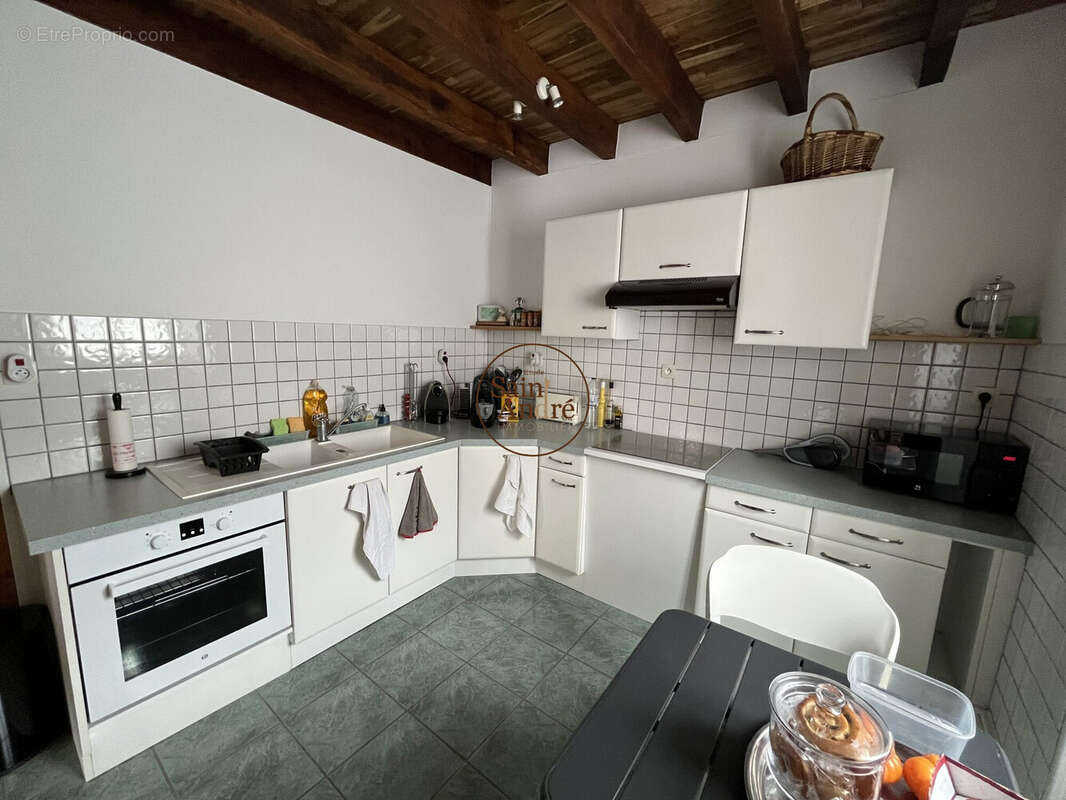 Maison 130 m² à Vouzan  - photo 5