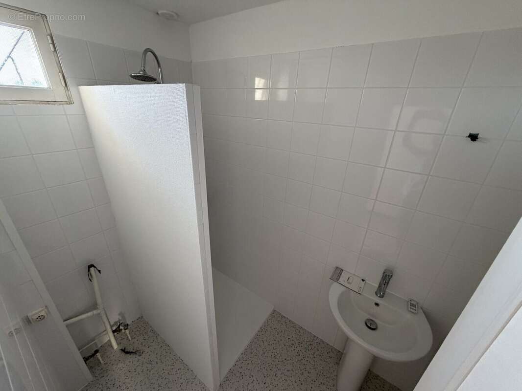 Maison 91 m² à Santranges  - photo 5