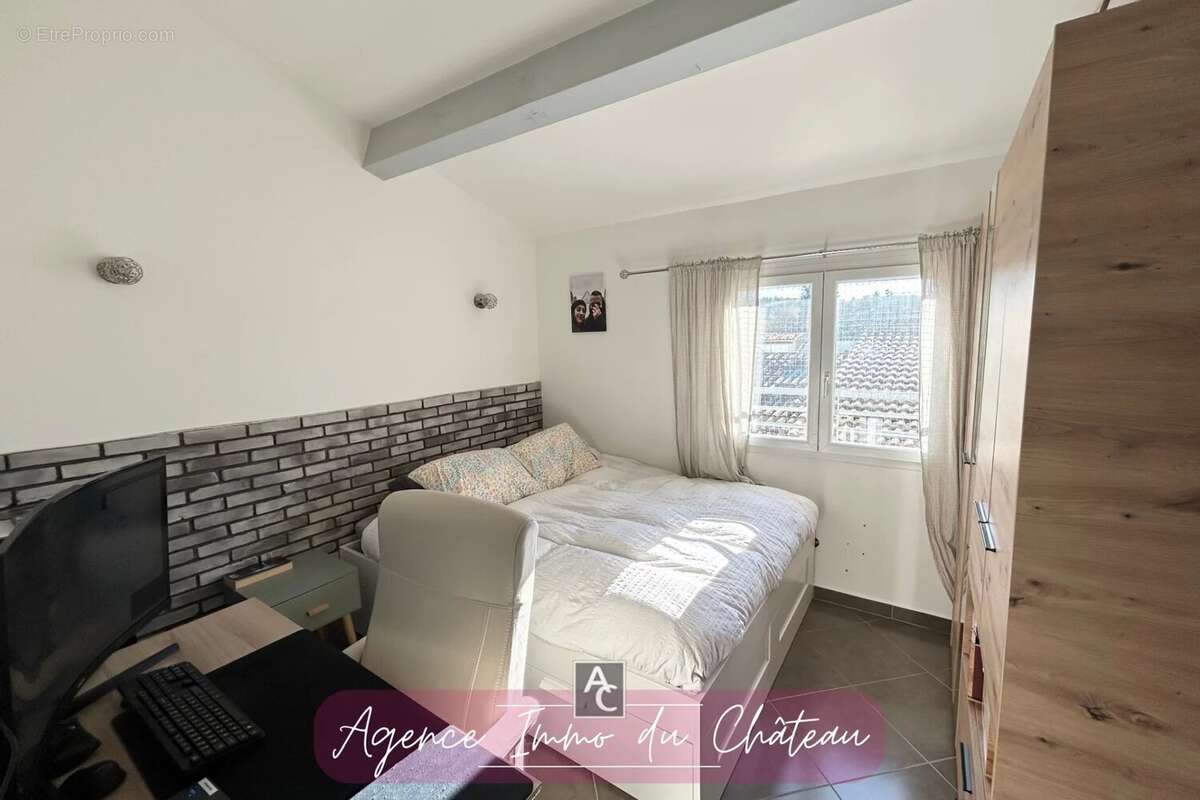 Appartement à ROCBARON