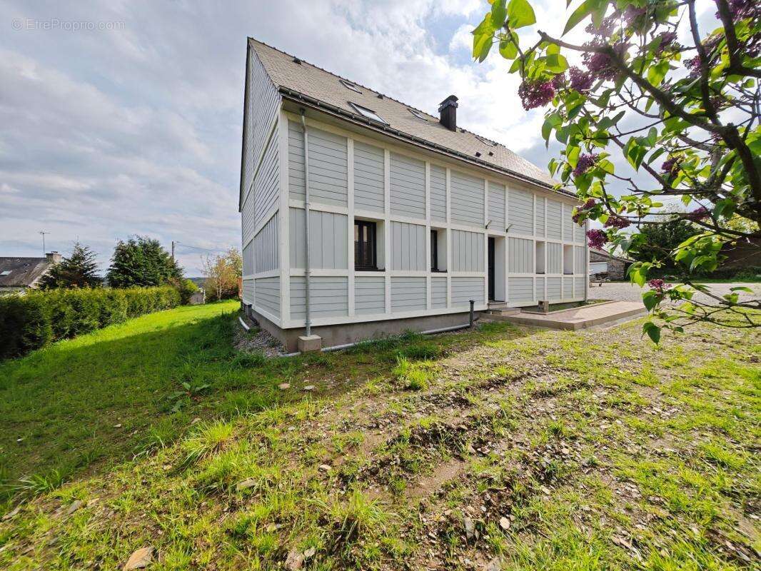 Maison à SERENT