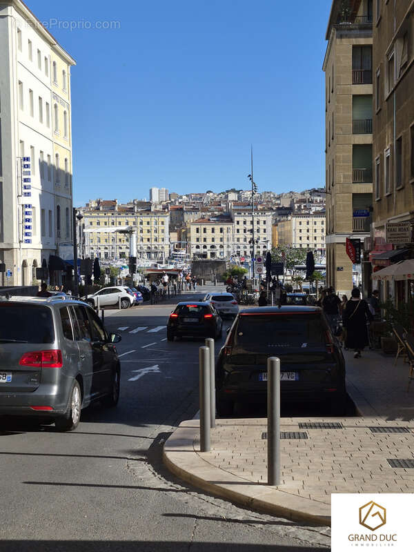 Commerce à MARSEILLE-2E