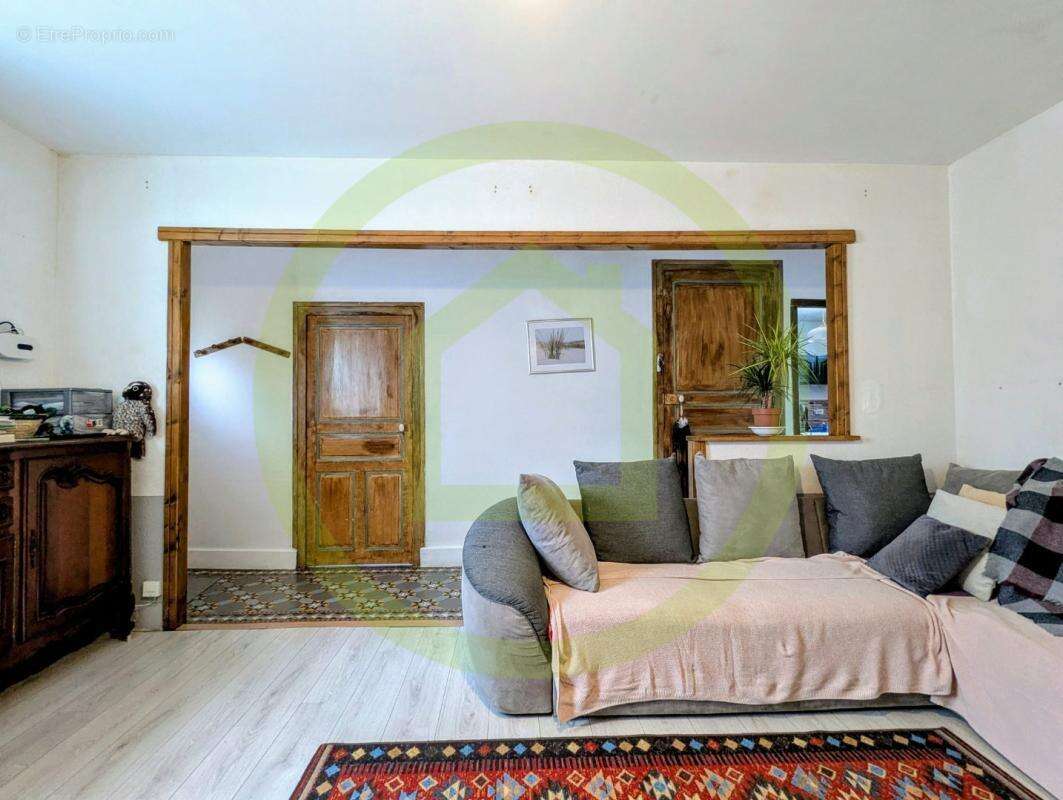 Maison à NAVILLY