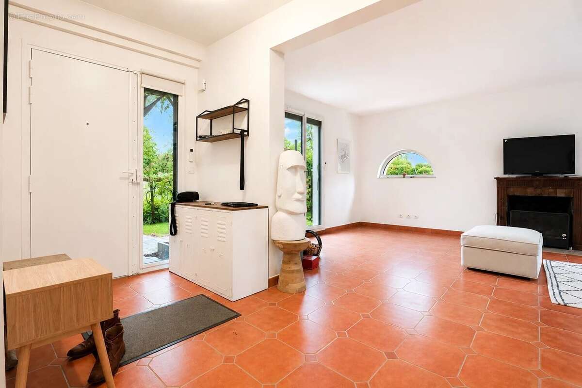 Maison à BUC