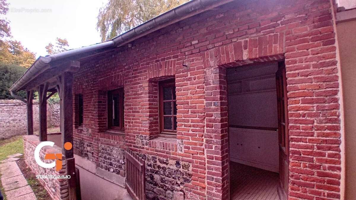 Maison à ARQUES-LA-BATAILLE