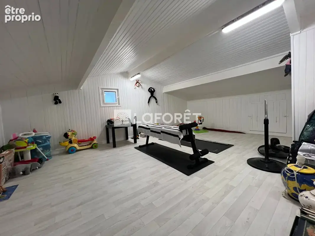 Maison Saint Mitre Les Remparts T4 garage - photo 19