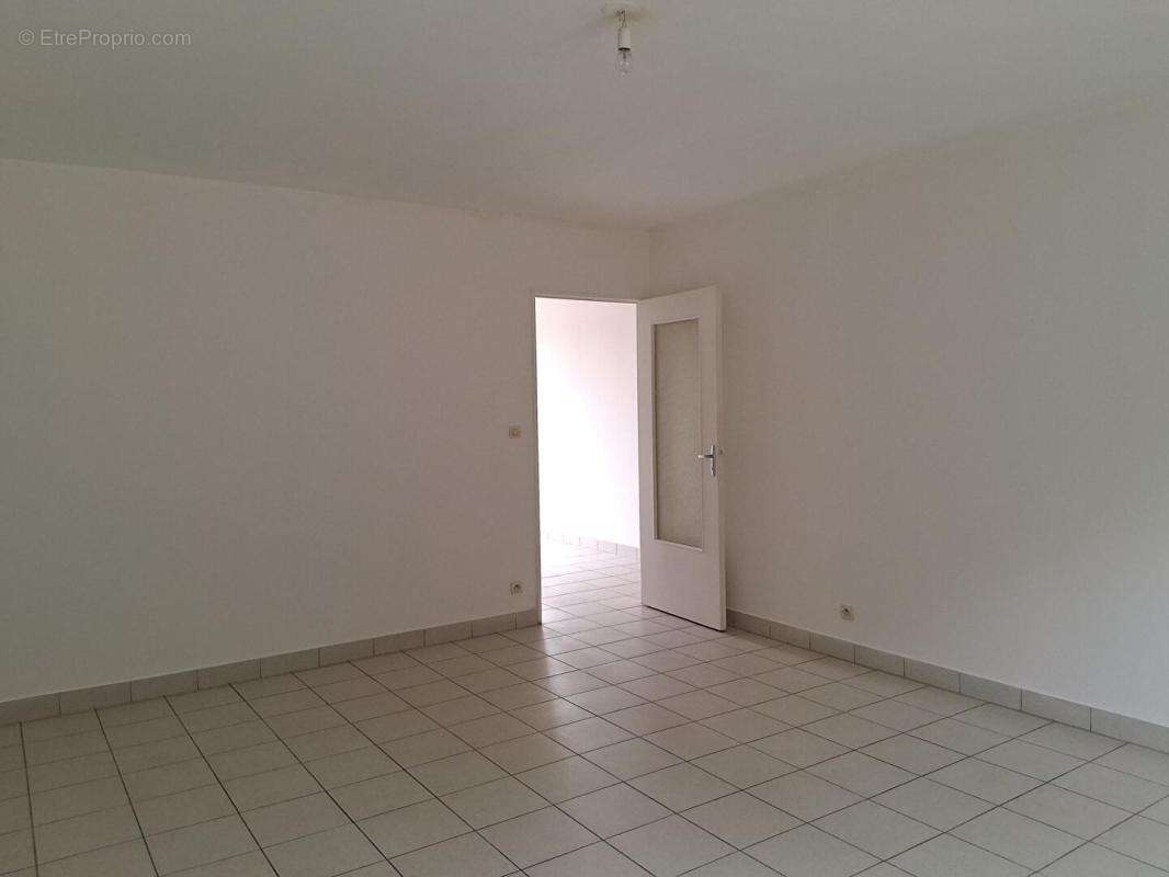 Maison Gennes Val De Loire 4 pièce(s) 88 m2 - photo 3