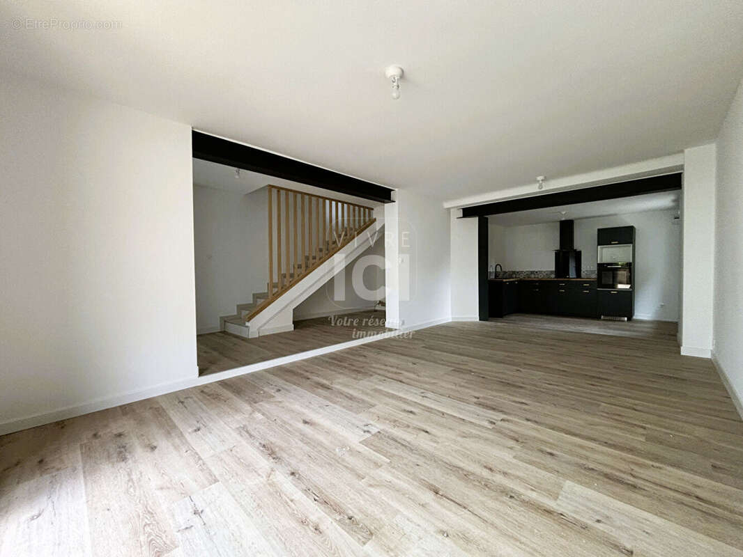 Maison à LA MONTAGNE