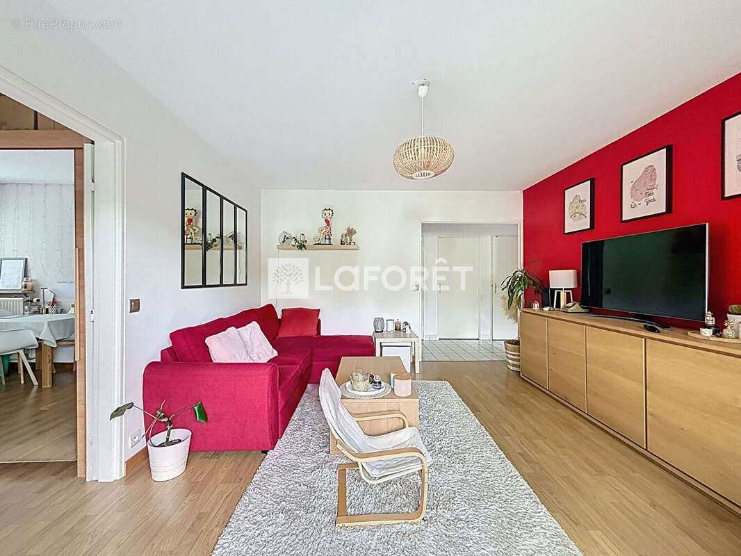 Appartement à VERNEUIL-SUR-SEINE