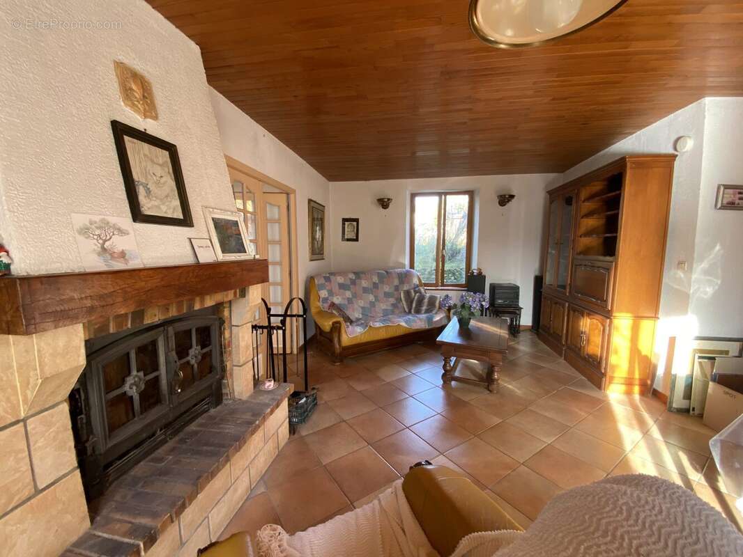 Maison à AULNAY-LA-RIVIERE