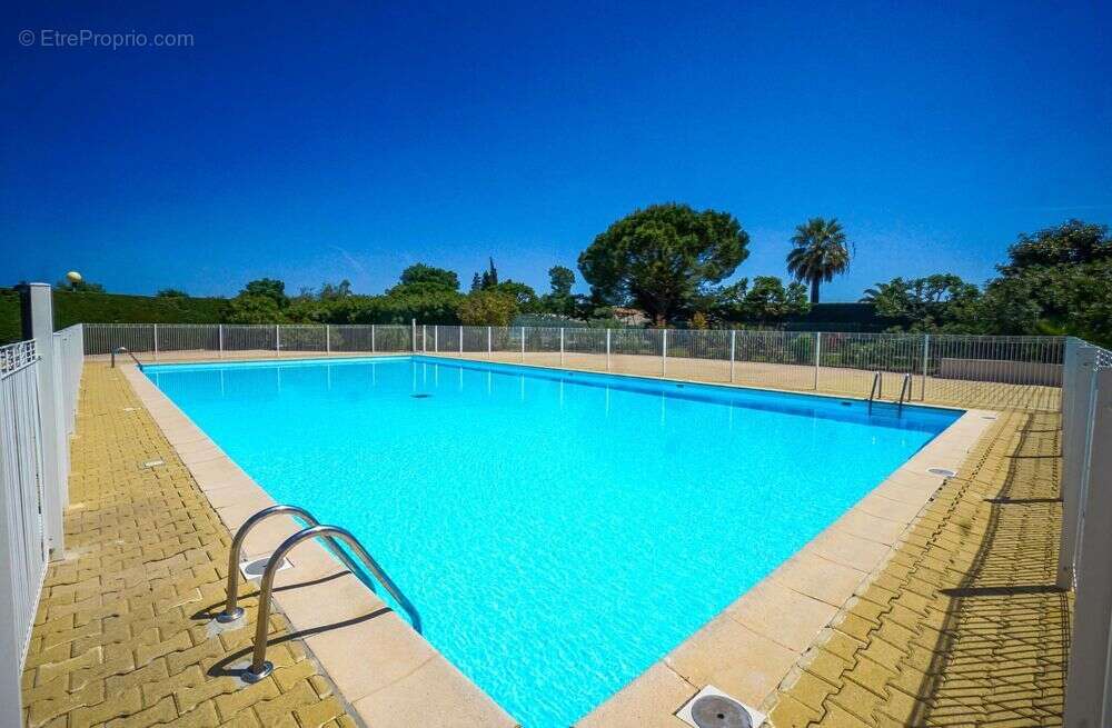 Agréable 2 pièces - secteur cottage - piscine - tennis - sud/est - photo 10