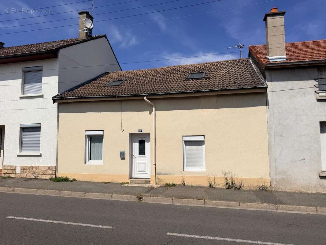 Maison 100 m² à Cusset  - photo 9