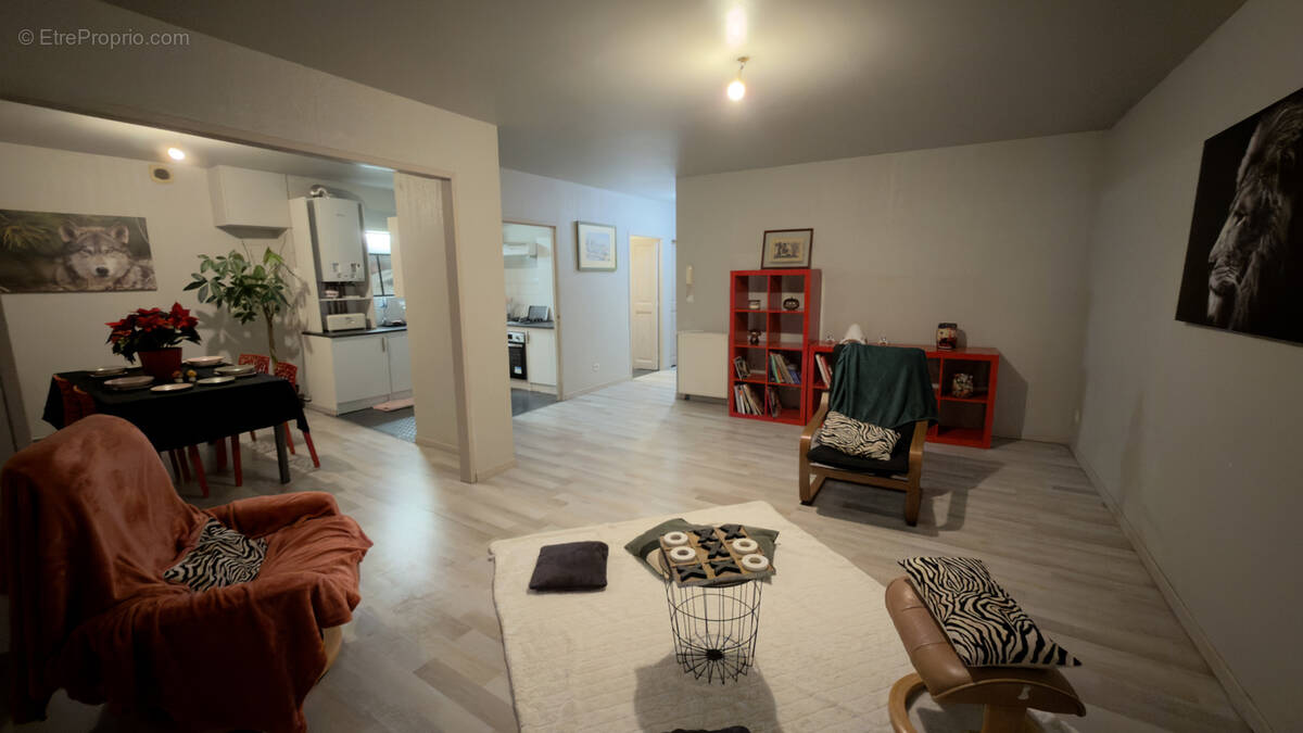 Appartement à CHABEUIL