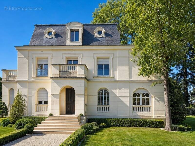 Maison à VAUCRESSON