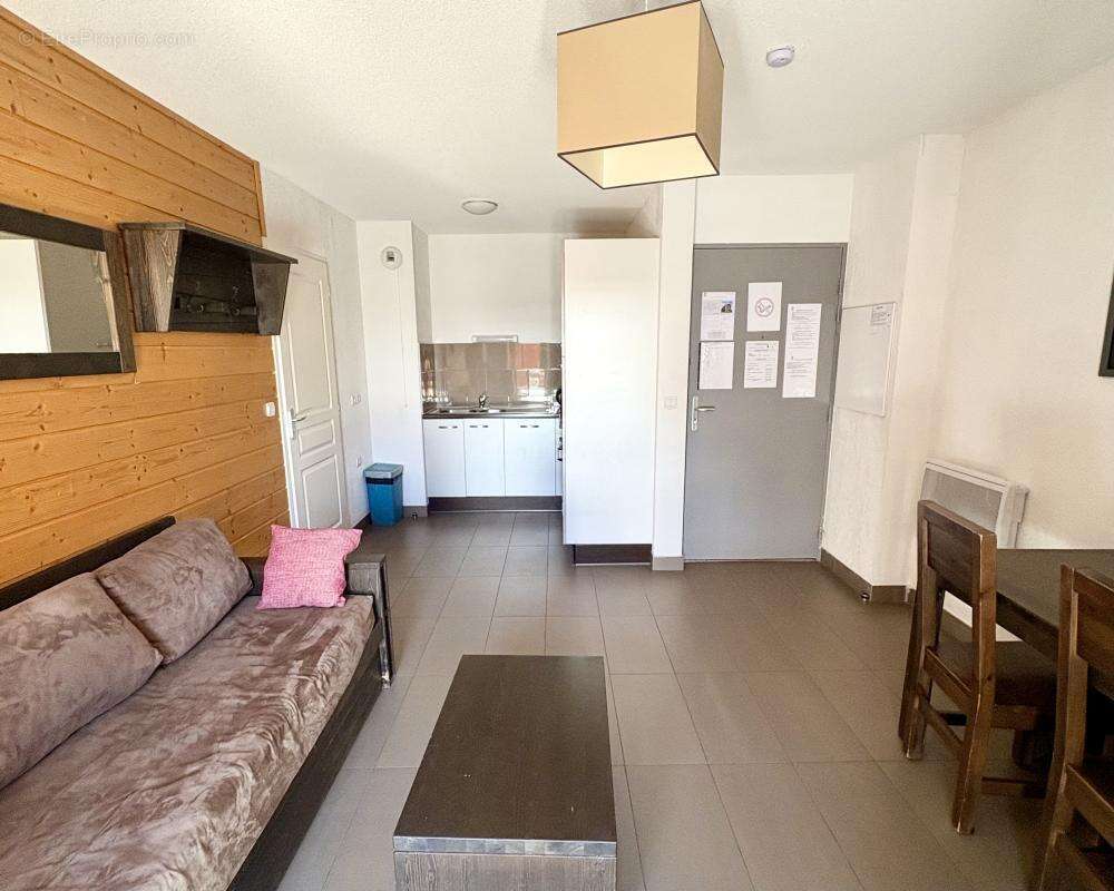 Appartement à FONT-ROMEU-ODEILLO-VIA